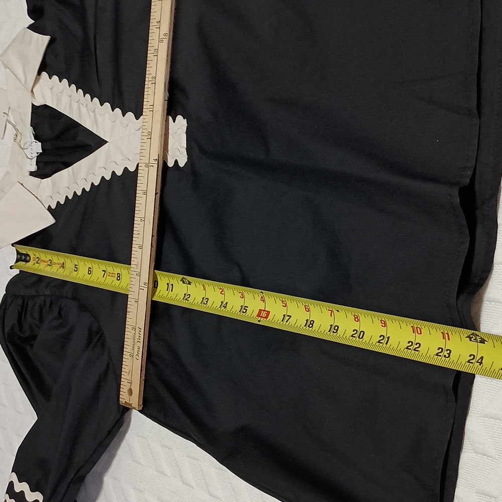 Entro Black Top With Ric Rac Trim - Picture 7 of 8